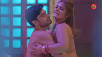 Khiladi Bhaiya (E05-E08) Hunters Hot Web Series